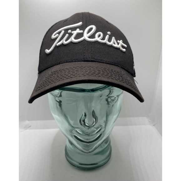 Titleist Pro V1 Tour Hat FJ Golf Black Baseball Cap One Size Medium/Large - Picture 2 of 8